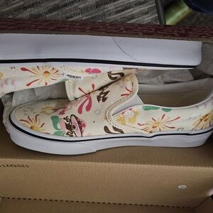 Vans canvas slip-ons